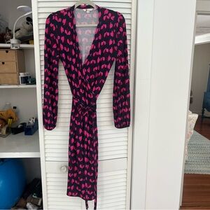 Boden Wrap dress Sz 10 Long sleeves Pink and burgundy